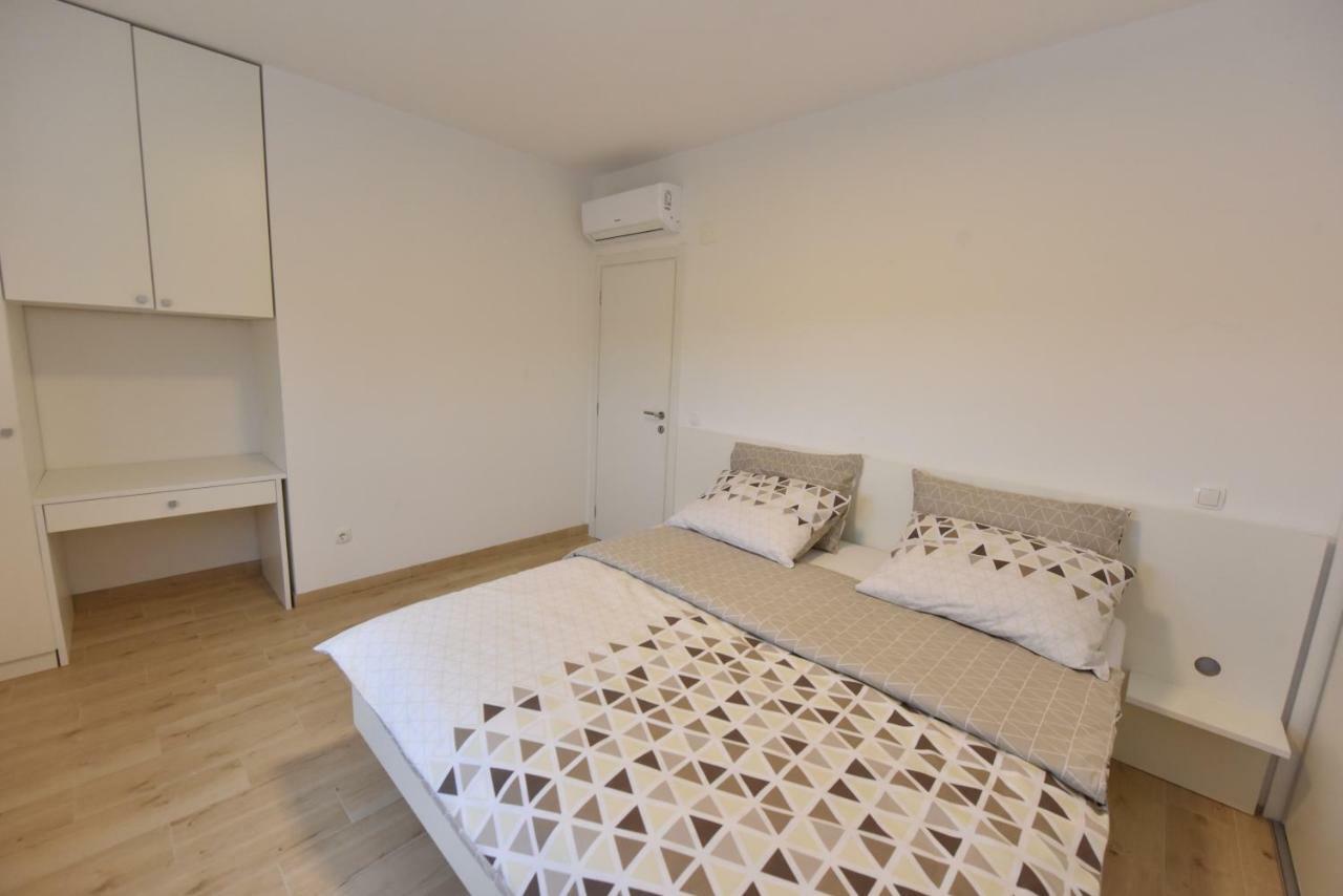 Family Apartments Podsolarsko Σίμπενικ Εξωτερικό φωτογραφία