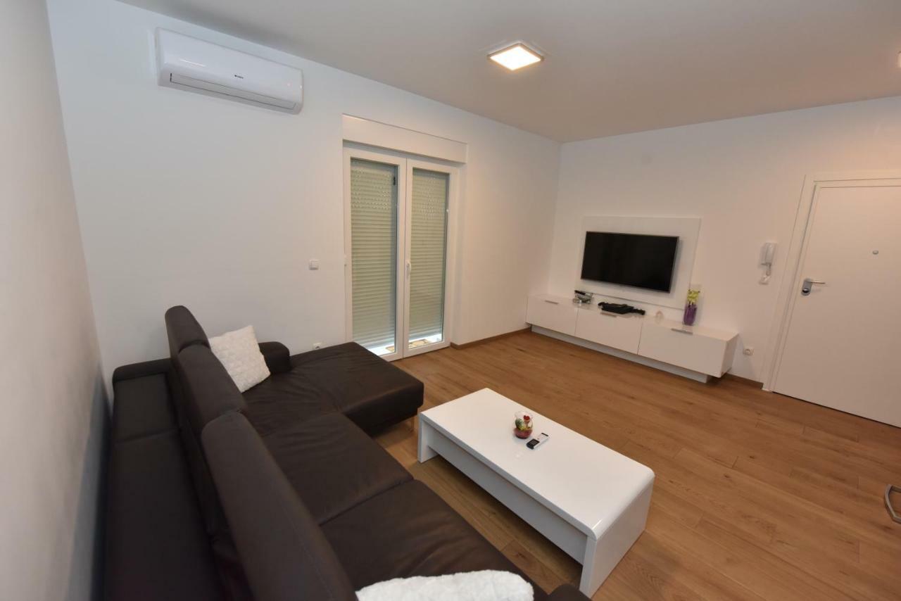 Family Apartments Podsolarsko Σίμπενικ Εξωτερικό φωτογραφία